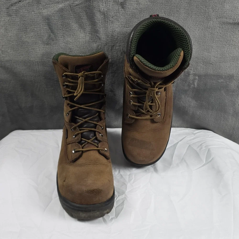 Red Wing King Toe 1447 Men's Size US 11 EE Brown Leather Soft  9 Inch Waterproof